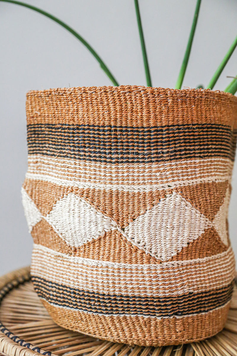 Sisal Planter Basket | Brown Geometric